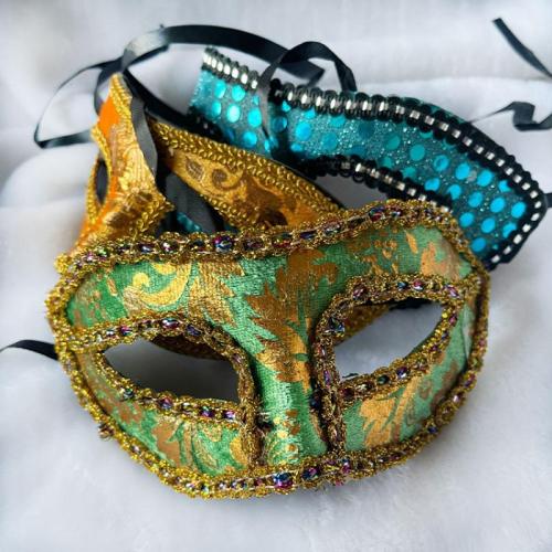 El plastico Máscara de la mascarada, Color aleatorio, trozo