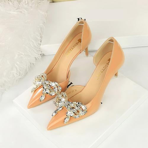 Patent Leather Stiletto High-Heeled Shoes hardwearing & with rhinestone bowknot pattern Pair