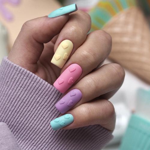 El plastico Uñas postizas, patrón del corazón, multicolor, Conjunto