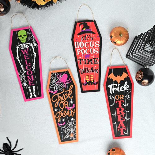 De madera Adornos de Halloween, diferente color y patrón de elección, trozo