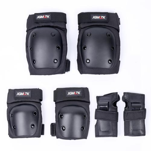 Engineering Plastics & Expanded Polystyrene & Sponge Sports Protective Gear Set helmet & Palm Guard & Elbow Pads & Kneelet Set
