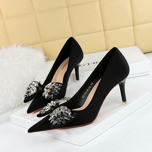 Soie & PU Cuir Chaussures à talons hauts Noir Paire