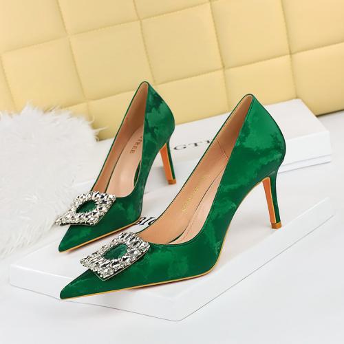 PU Cuir Chaussures à talons hauts plus de couleurs pour le choix Paire